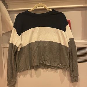 Hollister long sleeve boyfriend tee. White, navy, and grey. Size XS